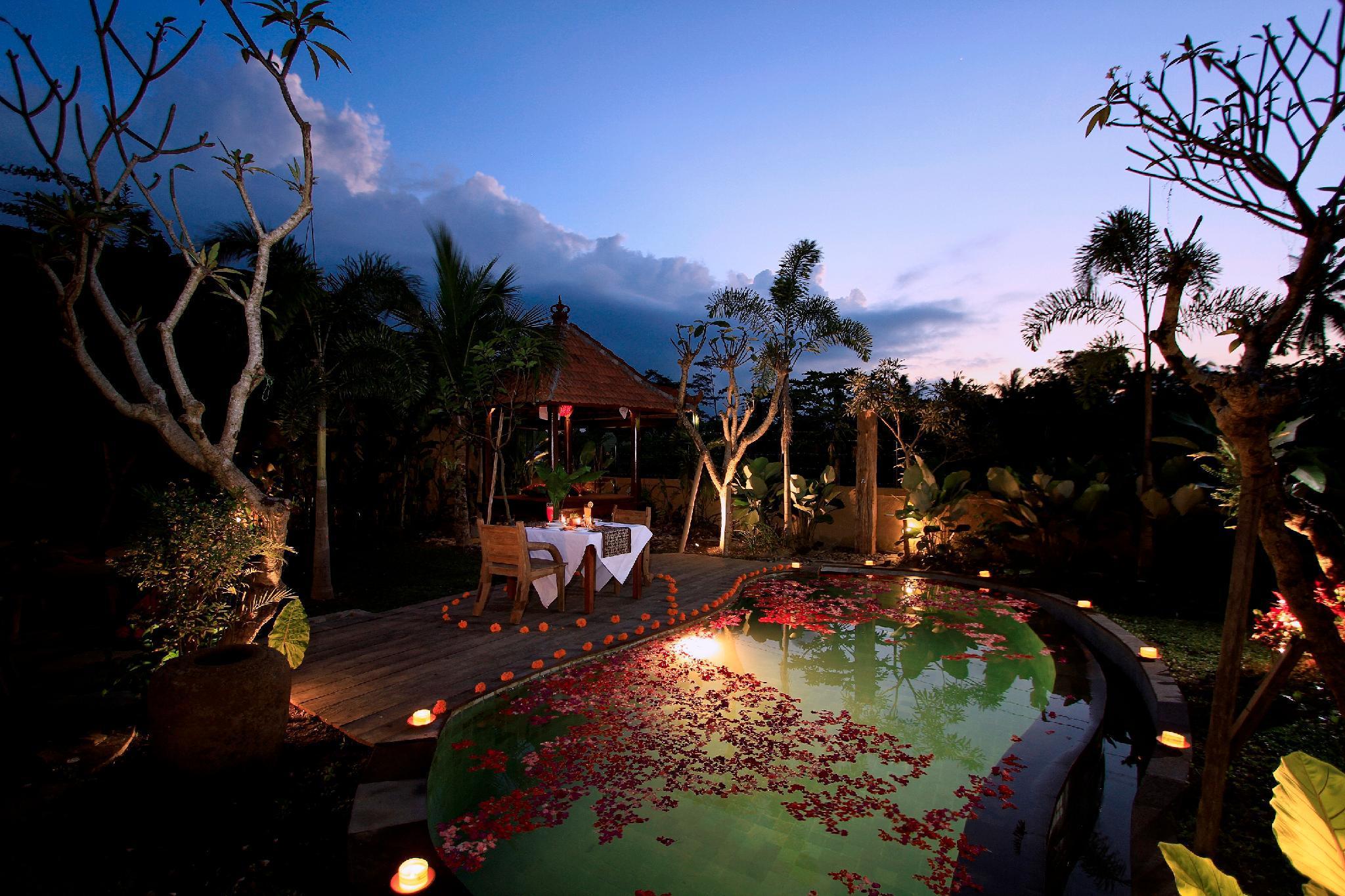 Madani Antique Villas by EPS Ubud Exterior foto