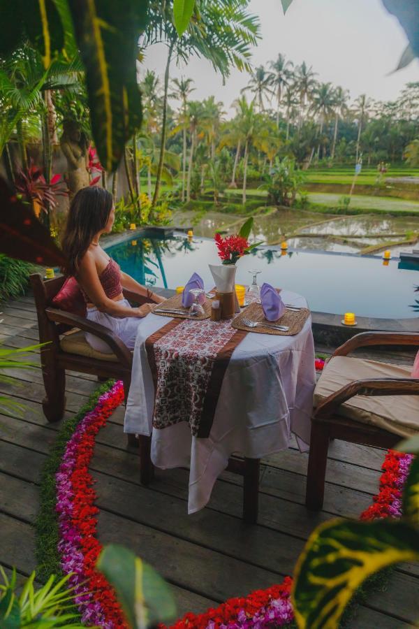 Madani Antique Villas by EPS Ubud Exterior foto