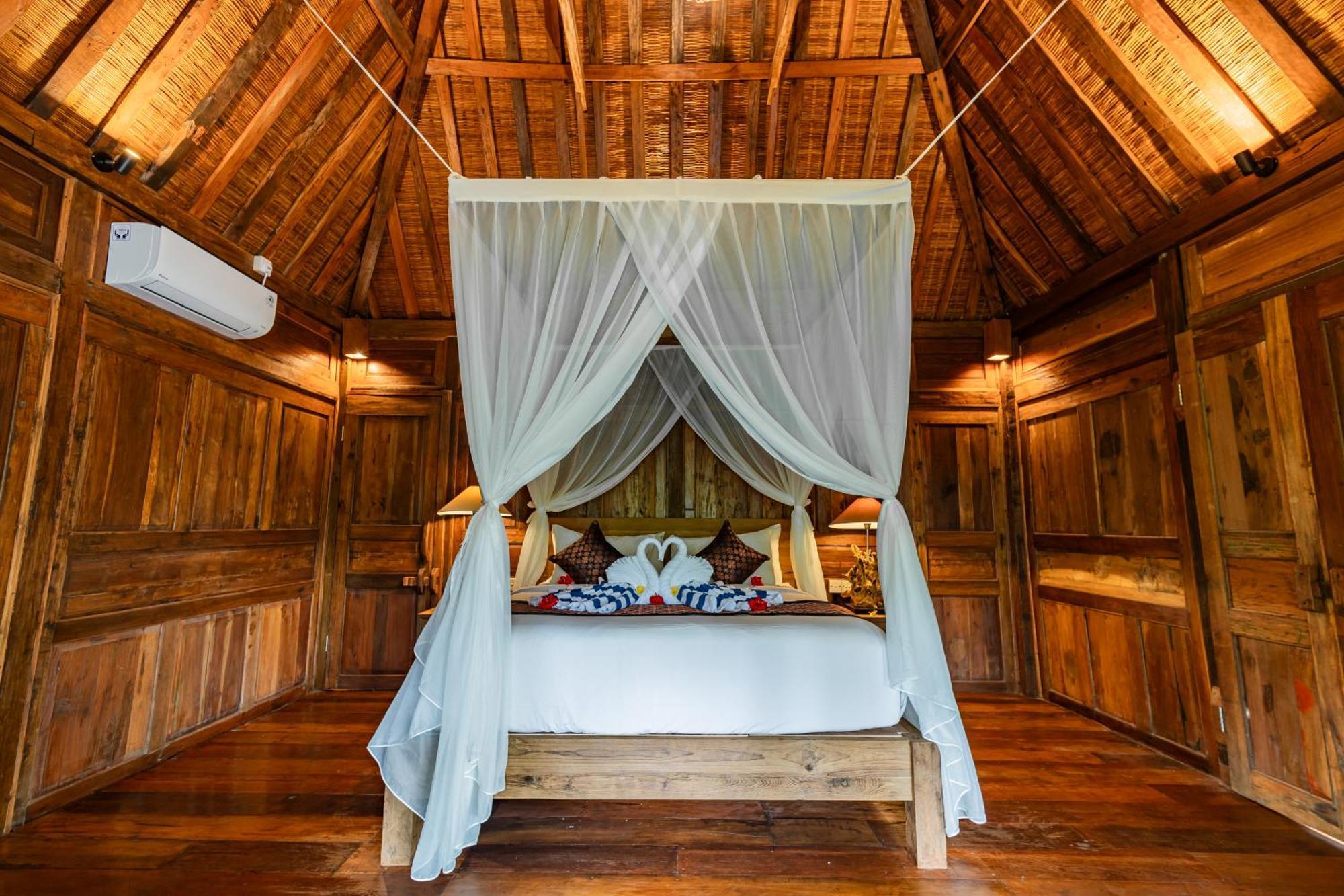 Madani Antique Villas by EPS Ubud Exterior foto